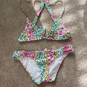 Victoria’s Secret multicolored leopard bikini 👙